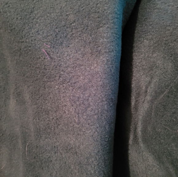 Portable blanket - Picture 3 of 3